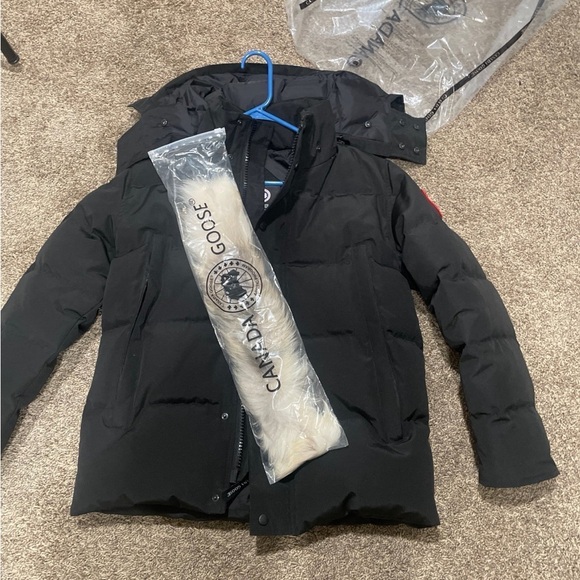 Canada Goose Wyndham Parka Heritage Coat Size Small